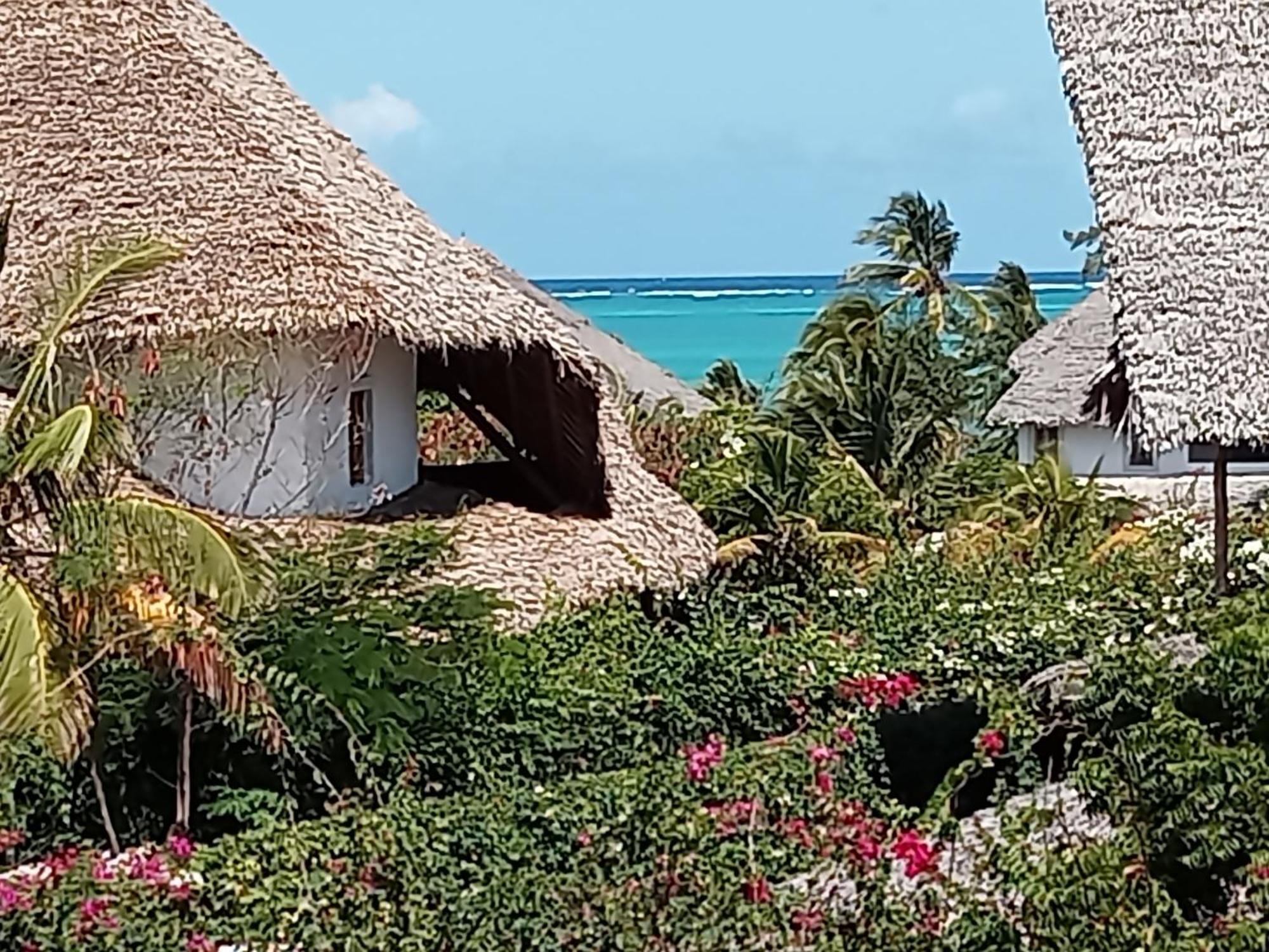 Bed and Breakfast Shira House Watamu Esterno foto