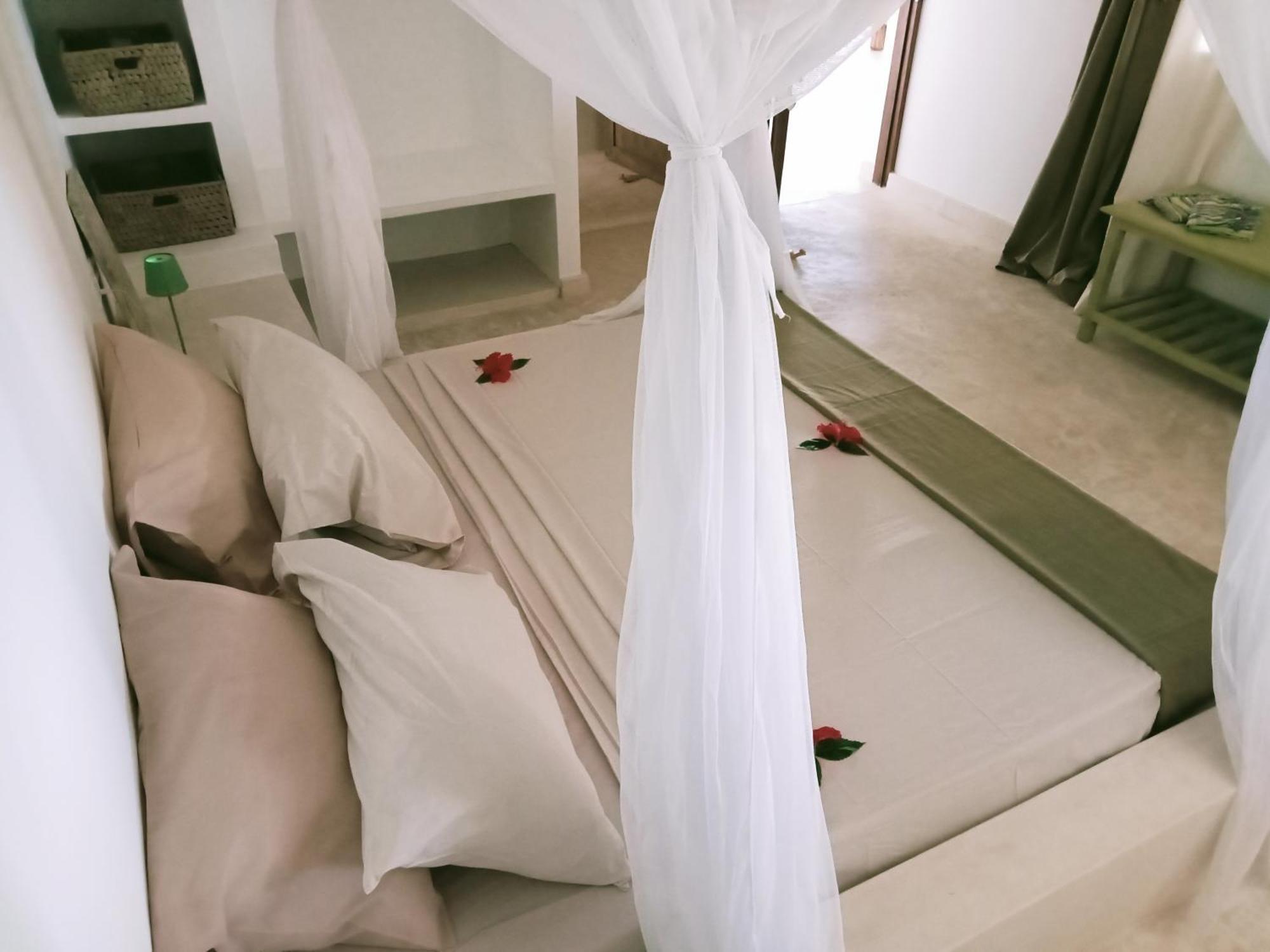 Bed and Breakfast Shira House Watamu Esterno foto