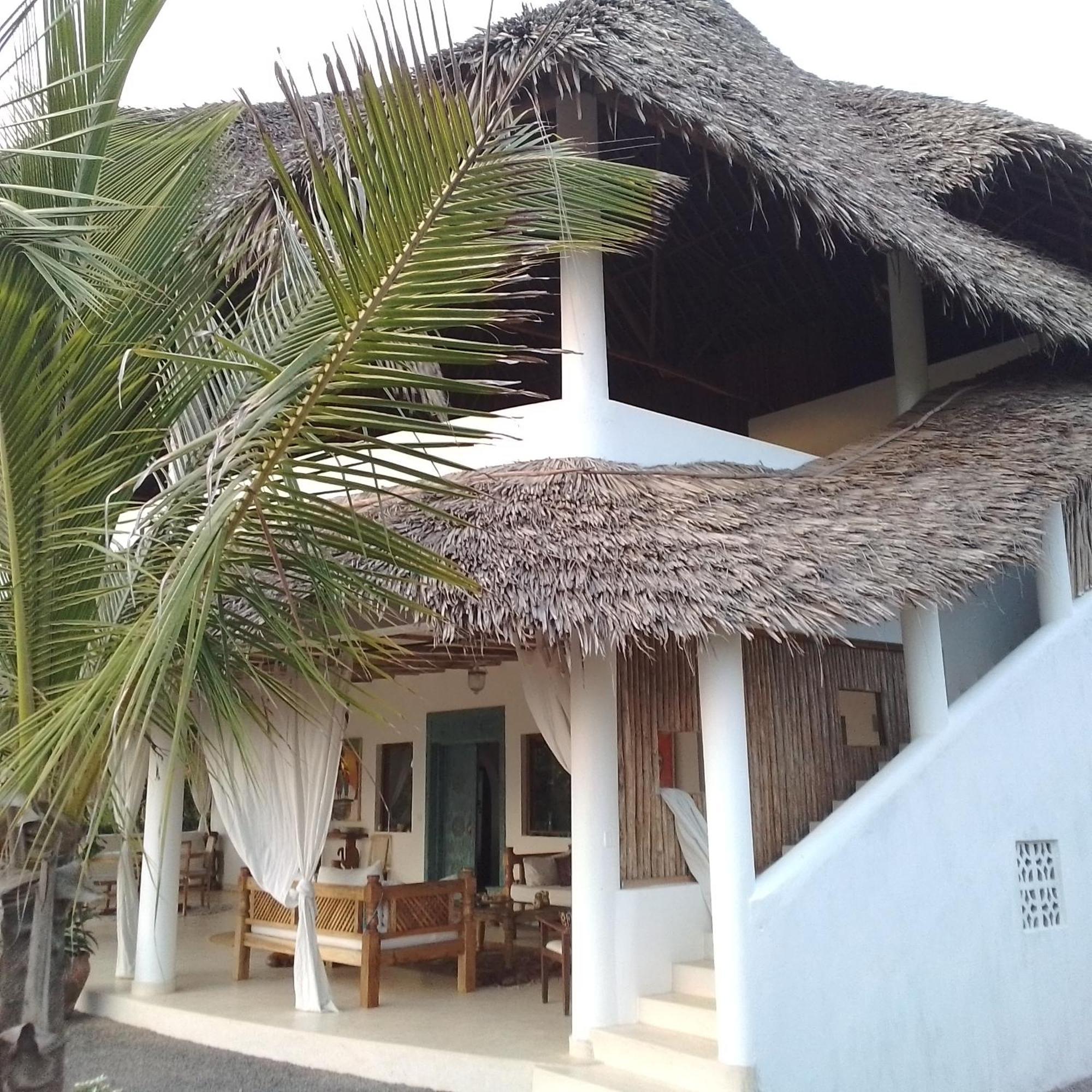 Bed and Breakfast Shira House Watamu Esterno foto