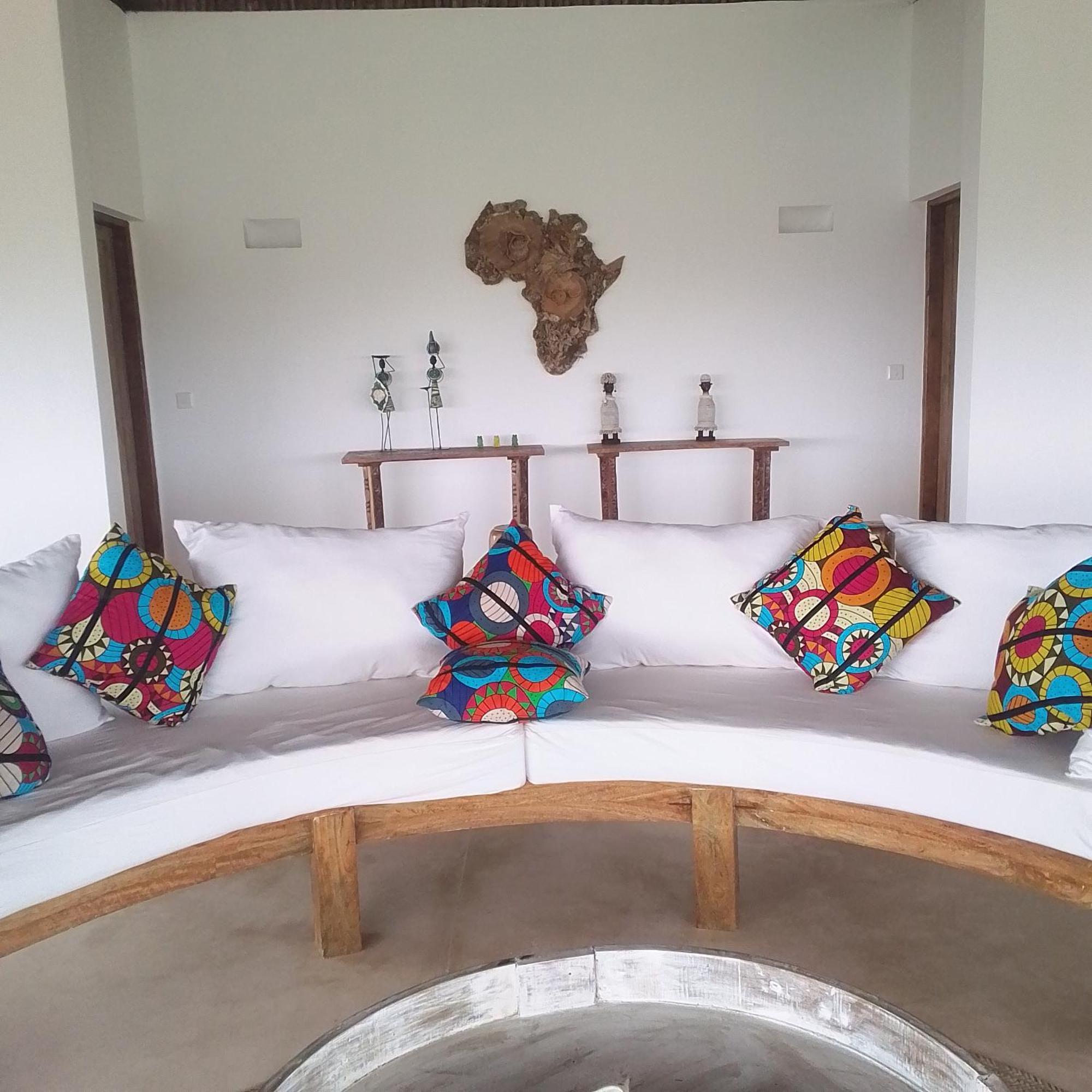 Bed and Breakfast Shira House Watamu Esterno foto
